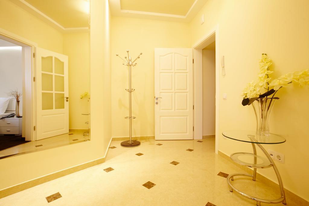 Ultra Central Park Apartments Chişinău Esterno foto