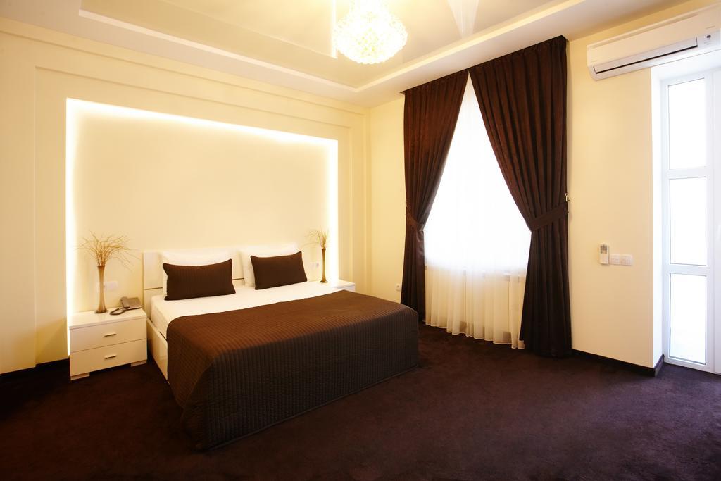 Ultra Central Park Apartments Chişinău Esterno foto
